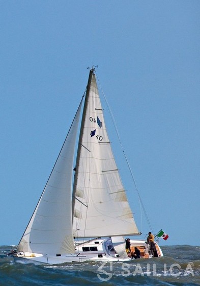 Bavaria 40 Cruiser - Yacht Charter Sailica