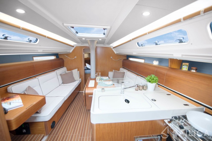 Dehler 34 - Yacht Charter Sailica