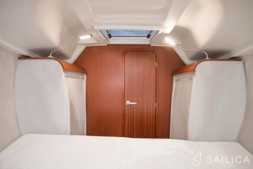 Dehler 34 - Yacht Charter Sailica