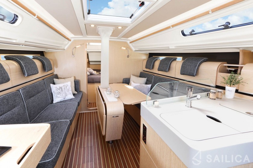 Dehler 34 - Yacht Charter Sailica