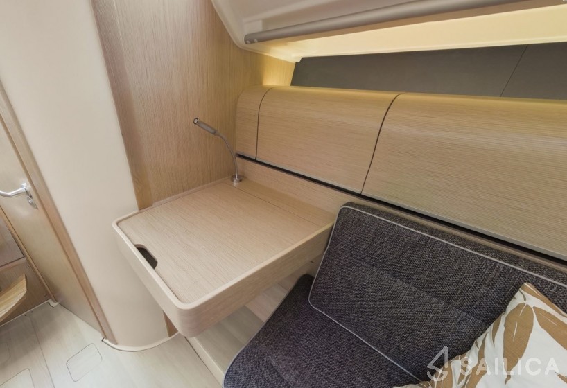 Dehler 34 - Yacht Charter Sailica