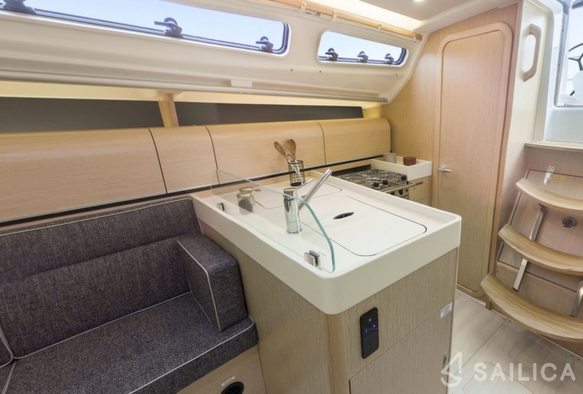 Dehler 34 - Yacht Charter Sailica