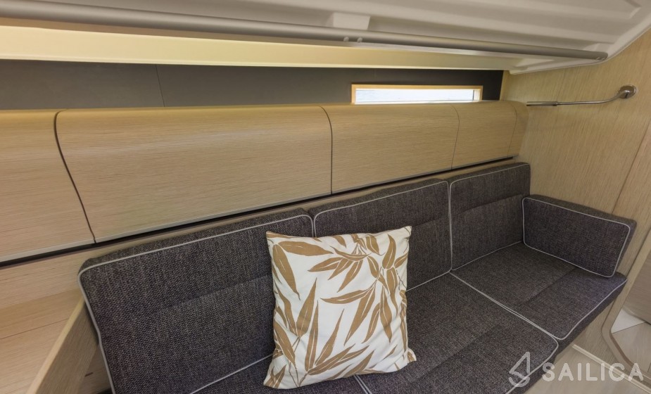 Dehler 34 - Yacht Charter Sailica