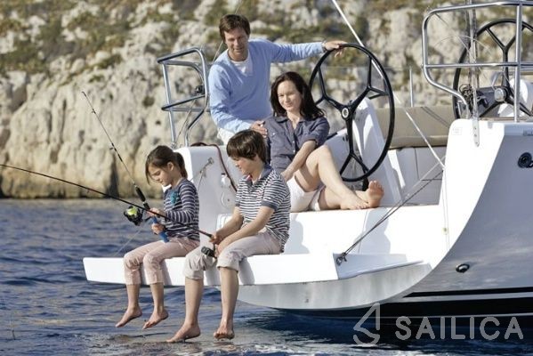 Dehler 38 - Yacht Charter Sailica