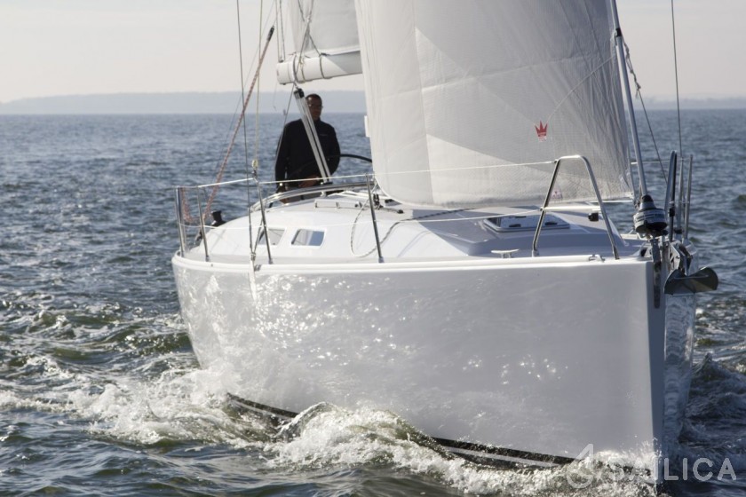 Varianta 37 - Yacht Charter Sailica