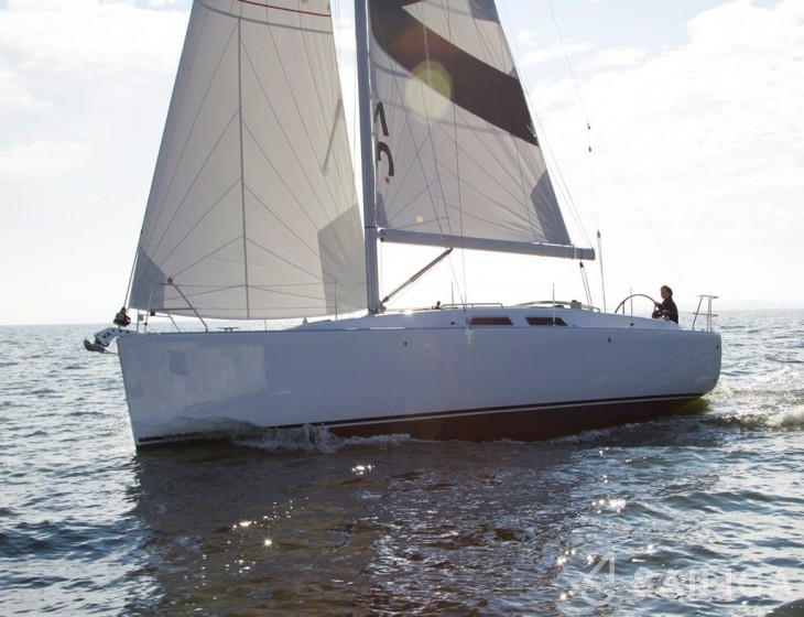 Varianta 37 - Yacht Charter Sailica