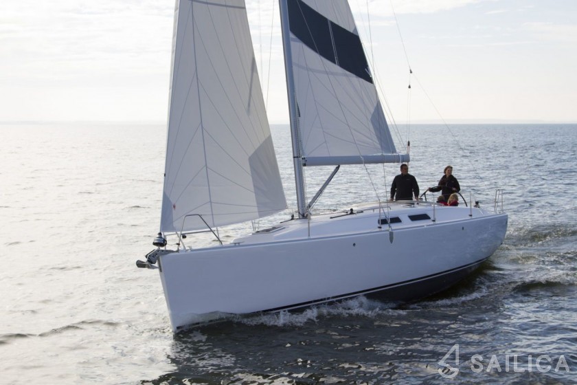 Varianta 37 - Yacht Charter Sailica