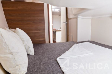 Varianta 37 - Yacht Charter Sailica