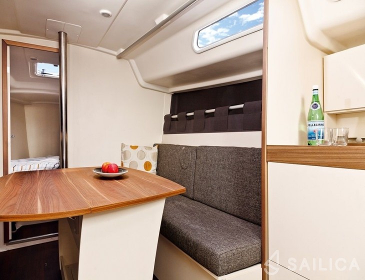 Varianta 37 - Yacht Charter Sailica