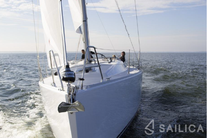 Varianta 37 - Yacht Charter Sailica