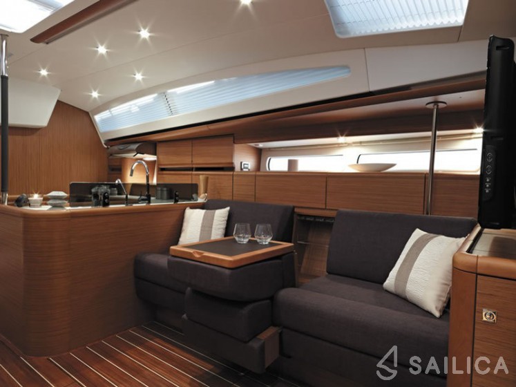 Jeanneau 57 - Yacht Charter Sailica