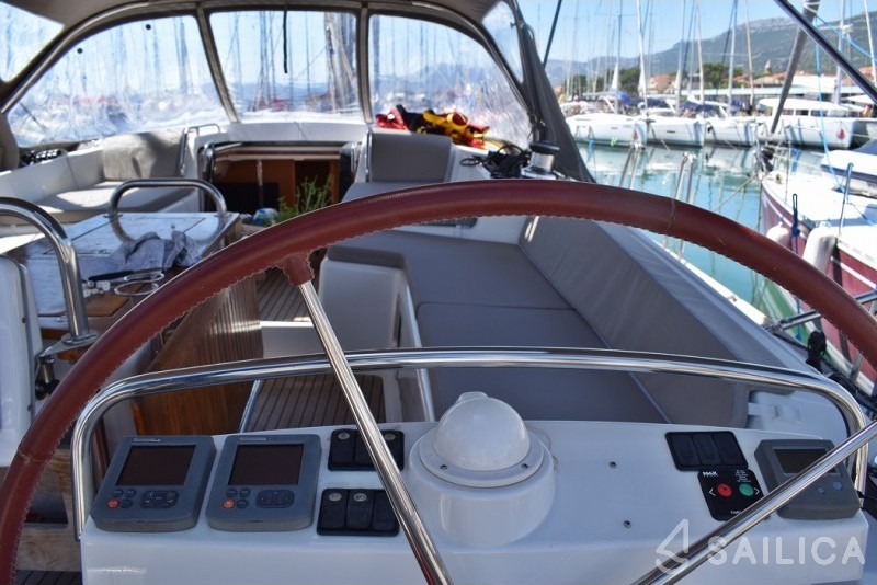 Jeanneau 57 - Yacht Charter Sailica