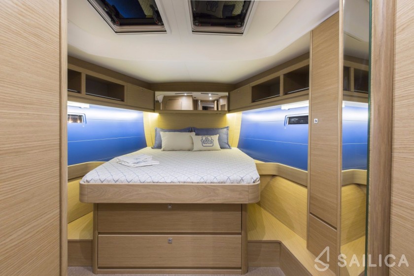 Dufour 460 GL - Yacht Charter Sailica