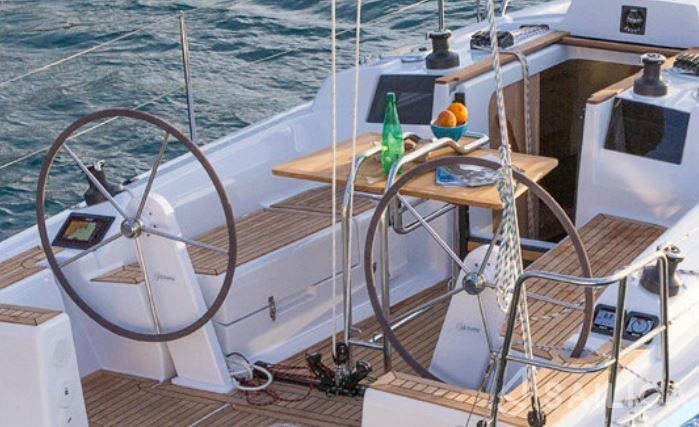 Hanse 315 - Yacht Charter Sailica
