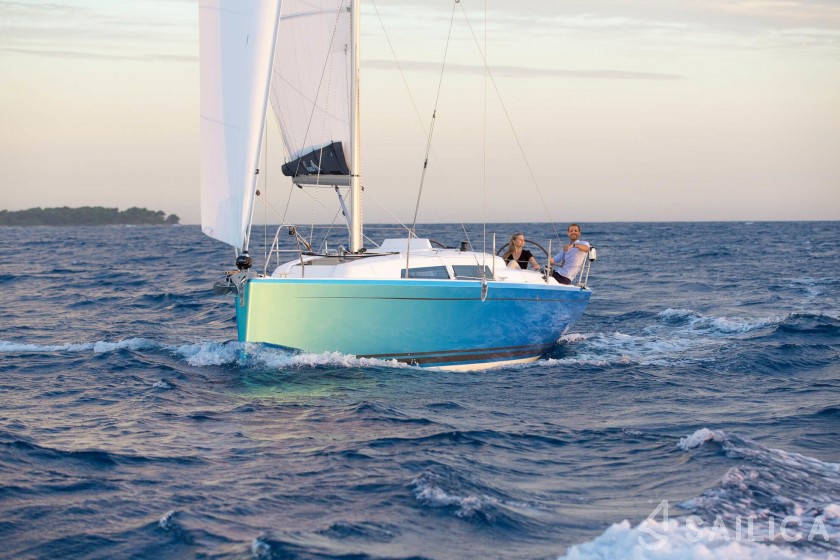 Hanse 315 - Yacht Charter Sailica