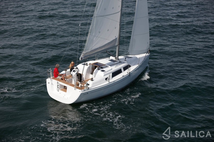 Hanse 325 - Yacht Charter Sailica