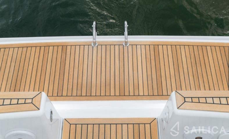 Hanse 348 - Yacht Charter Sailica