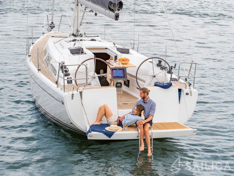 Hanse 348 - Yacht Charter Sailica