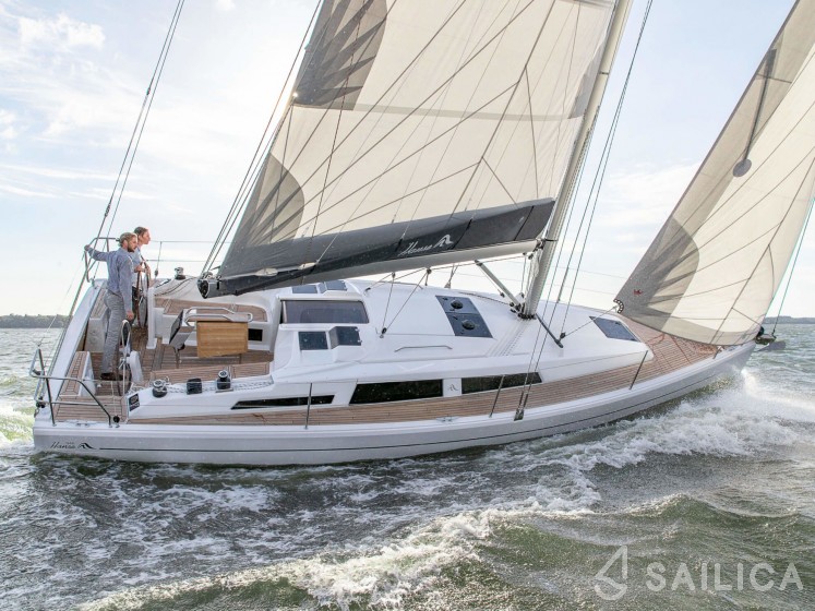 Hanse 348 - Yacht Charter Sailica