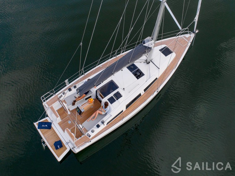 Hanse 348 - Yacht Charter Sailica