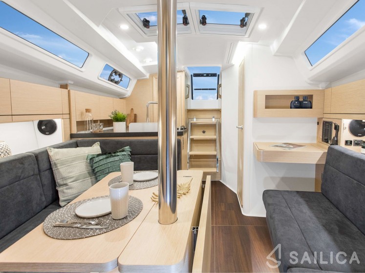 Hanse 348 - Yacht Charter Sailica