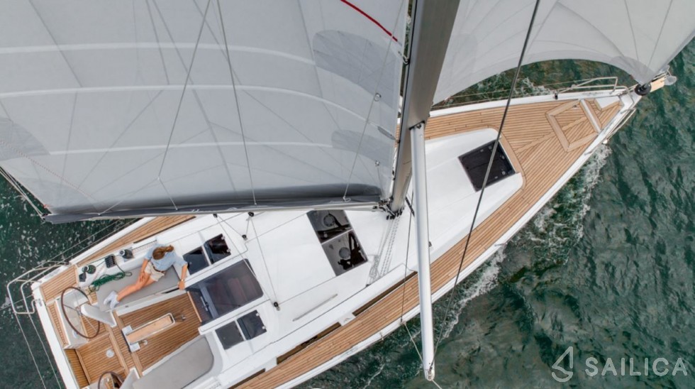 Hanse 348 - Yacht Charter Sailica