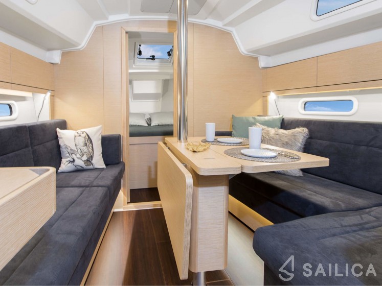 Hanse 348 - Yacht Charter Sailica