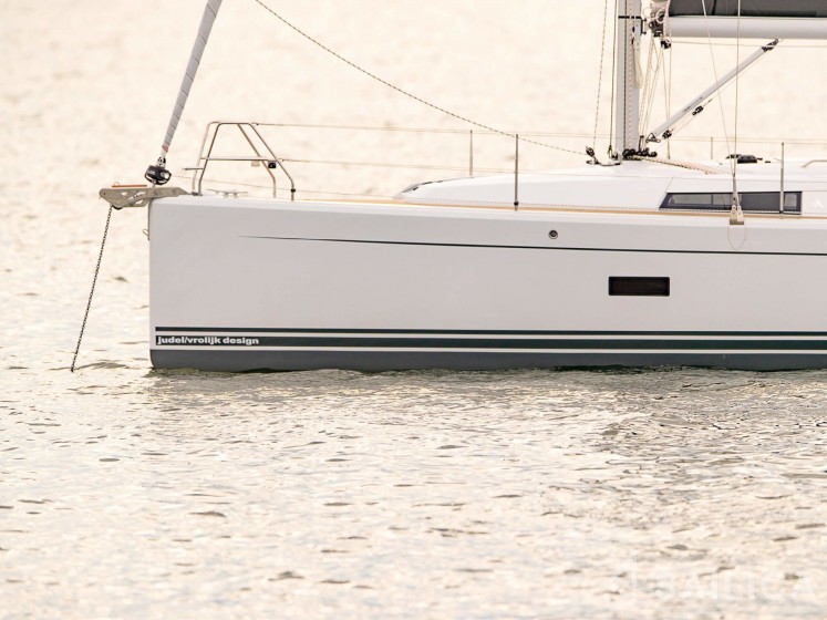Hanse 348 - Yacht Charter Sailica