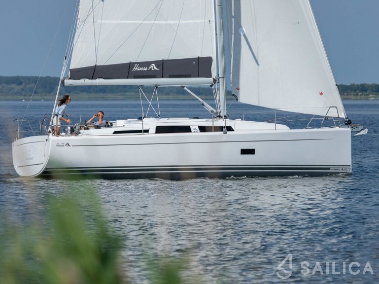 Hanse 348 - Yacht Charter Sailica