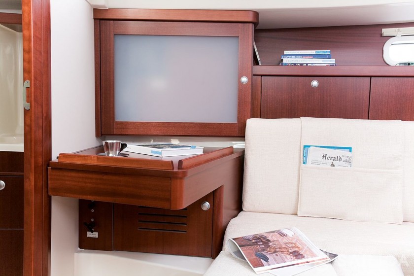 Hanse 350 - Yacht Charter Sailica