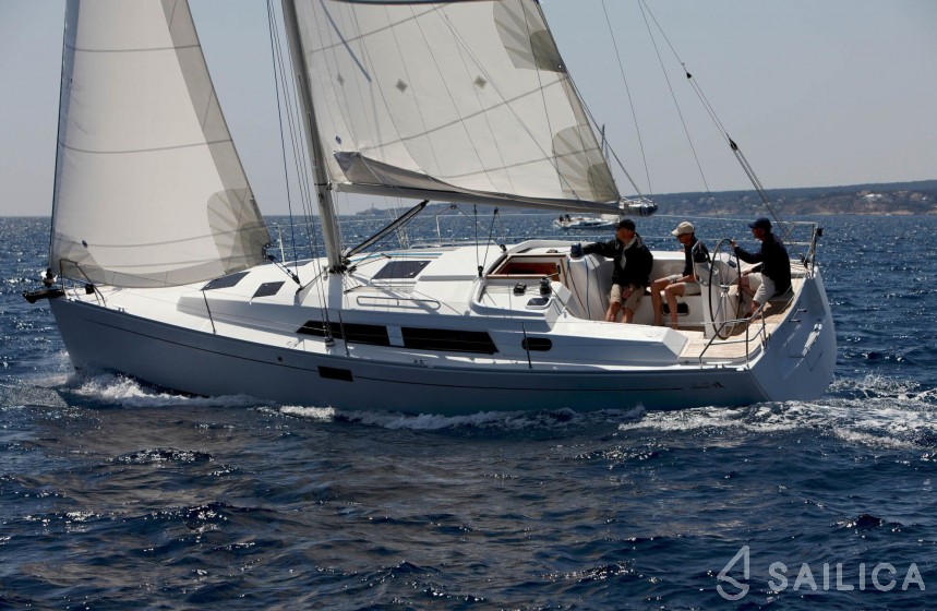 Hanse 350 - Yacht Charter Sailica