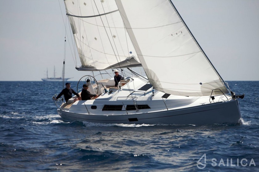 Hanse 350 - Yacht Charter Sailica