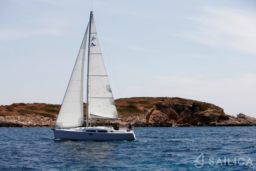 Hanse 350 - Yacht Charter Sailica