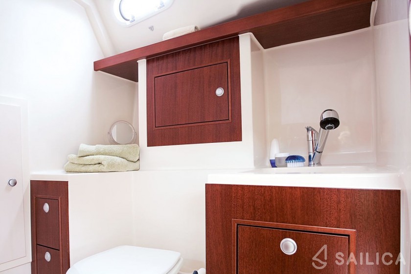 Hanse 350 - Yacht Charter Sailica