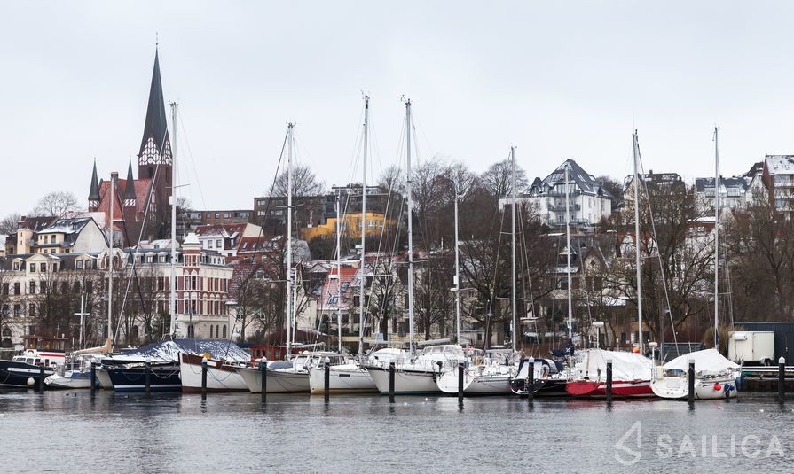 Hanse 388 - Yacht Charter Sailica