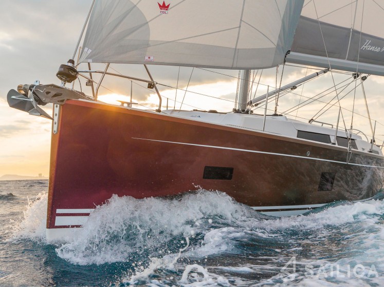 Hanse 388 - Yacht Charter Sailica