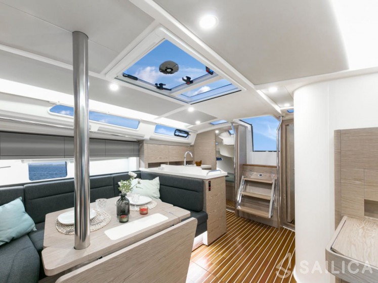 Hanse 388 - Yacht Charter Sailica