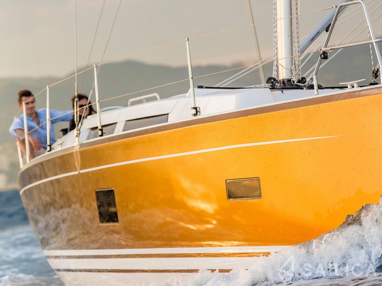 Hanse 388 - Yacht Charter Sailica