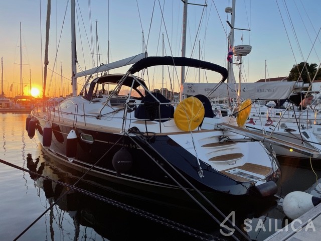 Sun Odyssey 54DS - Yacht Charter Sailica