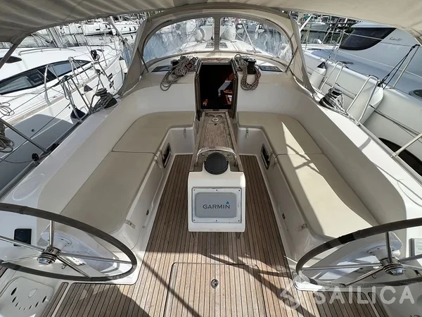 Bavaria 46 Cruiser - Yacht Charter Sailica