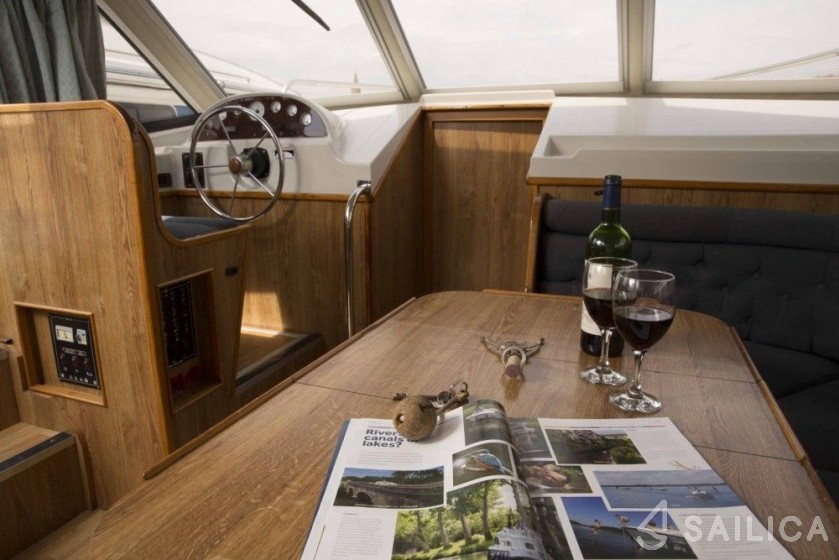 Le Boat Clipper - Yacht Charter Sailica