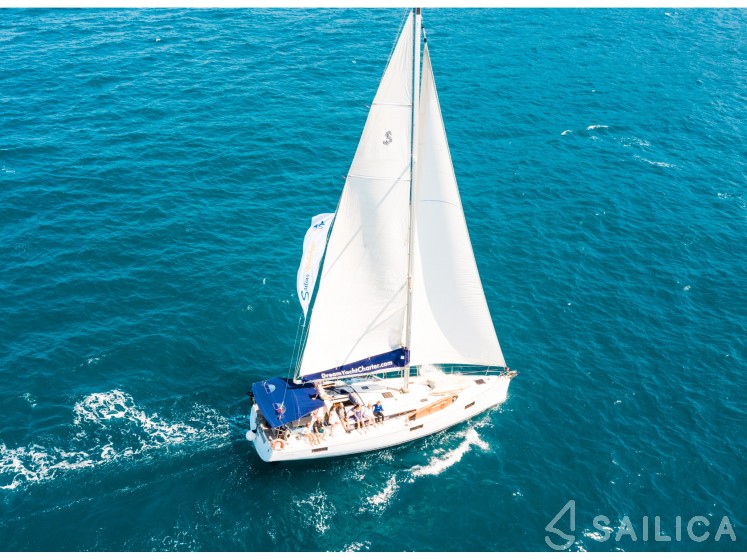 Oceanis 48 - Yacht Charter Sailica