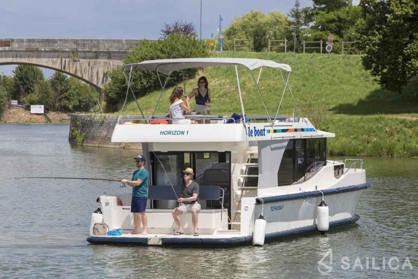 Le Boat Horizon 1 - Yacht Charter Sailica