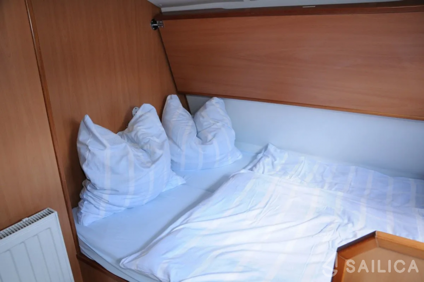 Tarpon 37 - Yacht Charter Sailica