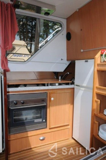 Tarpon 37 - Yacht Charter Sailica