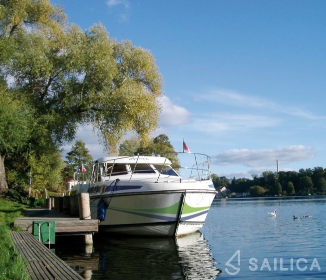 Tarpon 42 - Yacht Charter Sailica