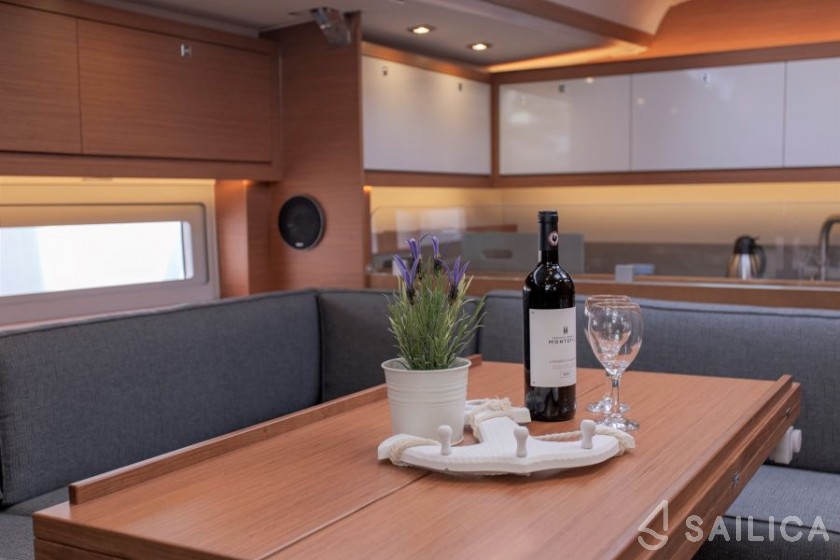 Dufour 530 - Yacht Charter Sailica