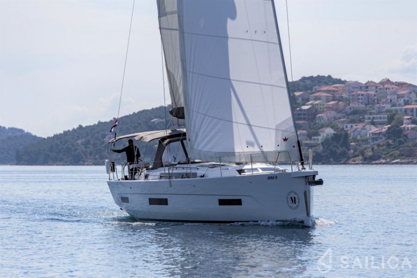 Dufour 530 - Yacht Charter Sailica