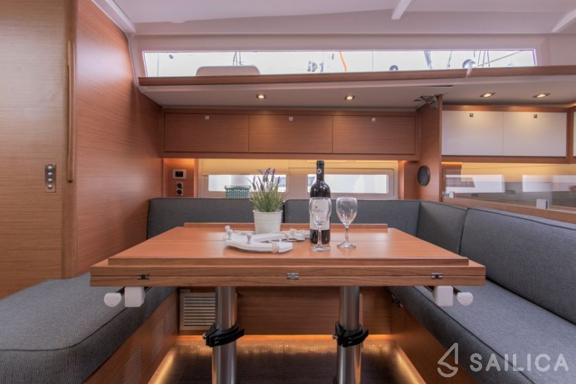 Dufour 530 - Yacht Charter Sailica