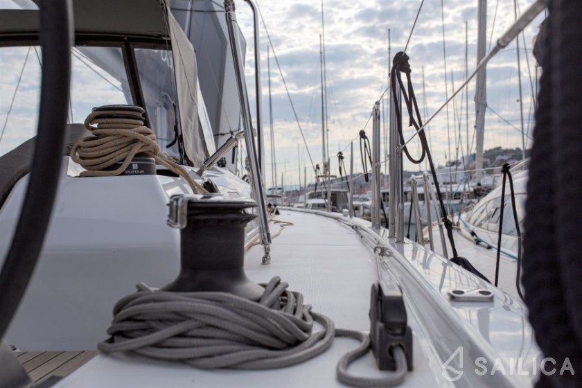 Dufour 530 - Yacht Charter Sailica